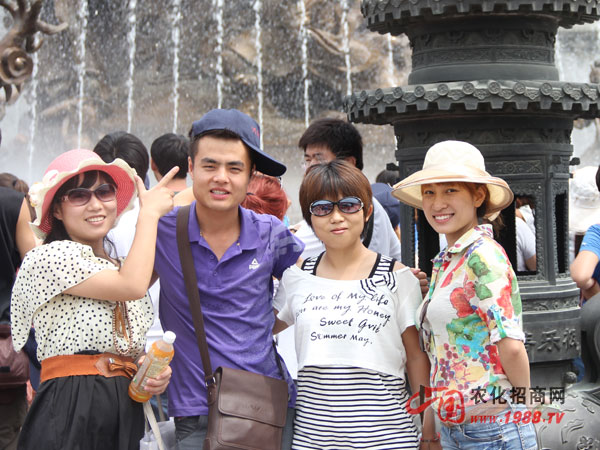 赤山法華院觀音殿前