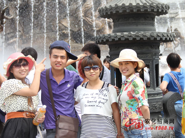 ��Ȫ�V��(ch��ng)ǰ����Ů����