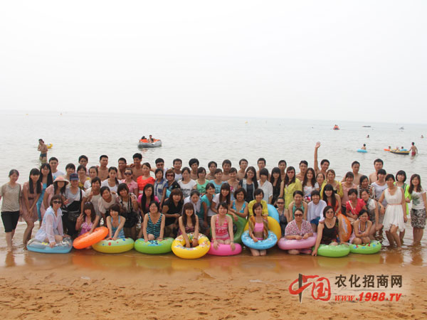 火爆的精神像大海一樣雄闊