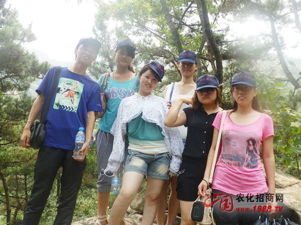 ���������u