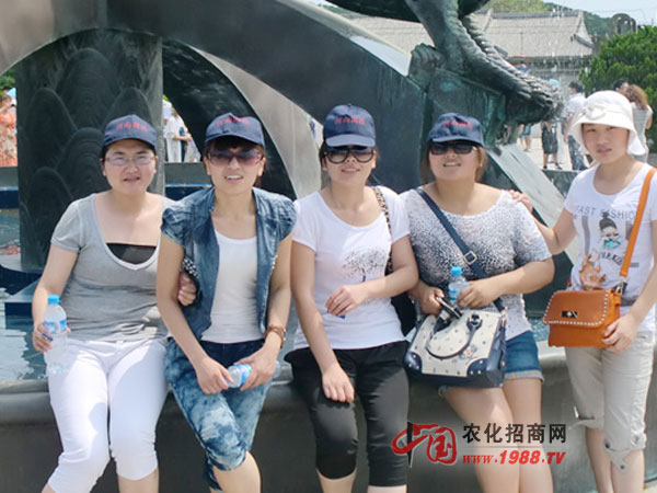 “噴泉廣場(chǎng)