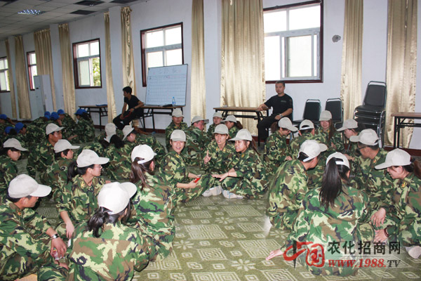 �](m��i)�������Ă�(g��)����ֻ�������ĈF(tu��n)�(du��)