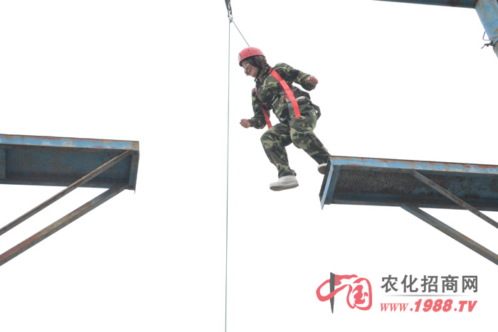 �ڶ����������҂���������˵��Ŀ�Ǹ߿Ք������@�ǂ�����(zh��n)���ҵ�һ���Ŀ��