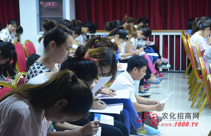 �ж�������һ�΄e�_������w�(y��n)