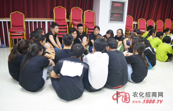 �ع�֪�����R���T�͈F(tu��n)�(du��)���x��