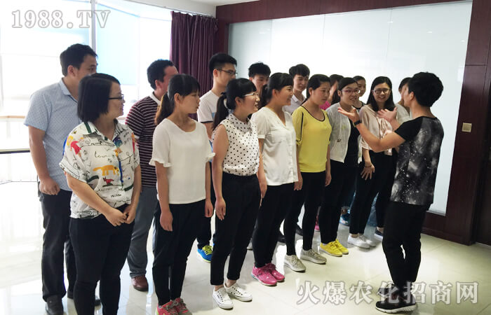 ͻ������ �ɾ�δ��