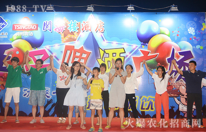 干時(shí)一起干,玩時(shí)一起瘋