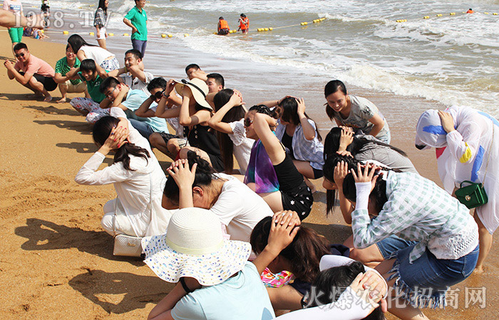 ���dʹ�����ƵZǰ�С��ڻ𱬳��L��·����