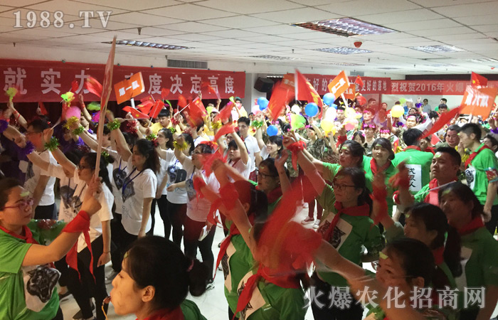 �𱬾��꣬�ж��҂�һ����L(zh��ng)������