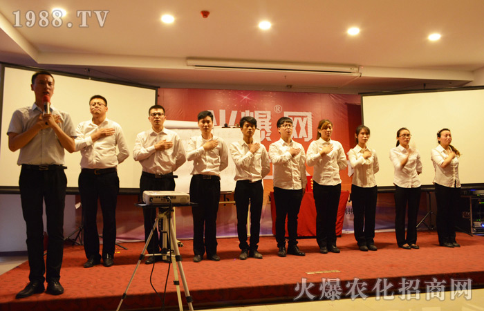 ���@�׌�ഺ�c��(m��ng)��һ���w�P(y��ng)!