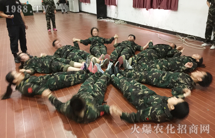 �����X��������ͻ�������ڸ�׃��