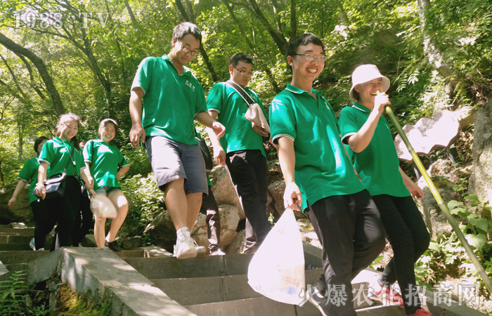 下踏實(shí)地 上攀絕頂