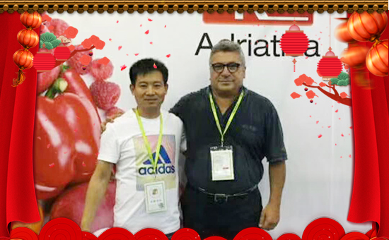 迎新春,新年到!艾德士祝大家新的一年里好事多多!笑容多多!