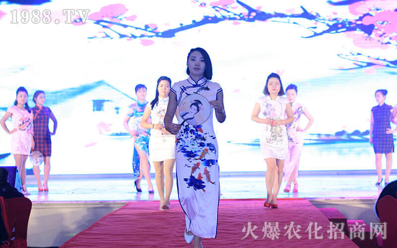 鬧鈴當(dāng)成電話鈴的無奈……