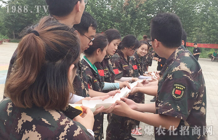 堅守初心 勇往直前