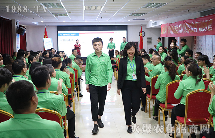 �������ˣ���׃�Լ�