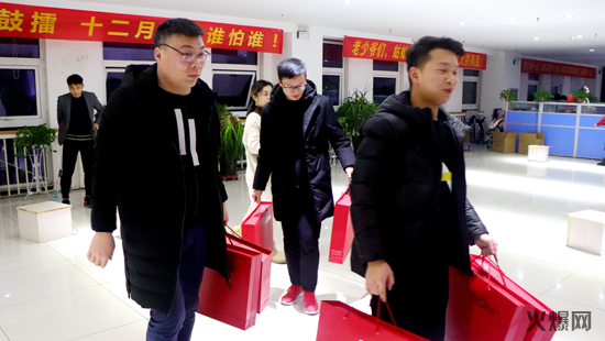 ���i�o�f�q�������(b��o)���w����ϵ�T������ů�������𱬾W(w��ng)����öY��������