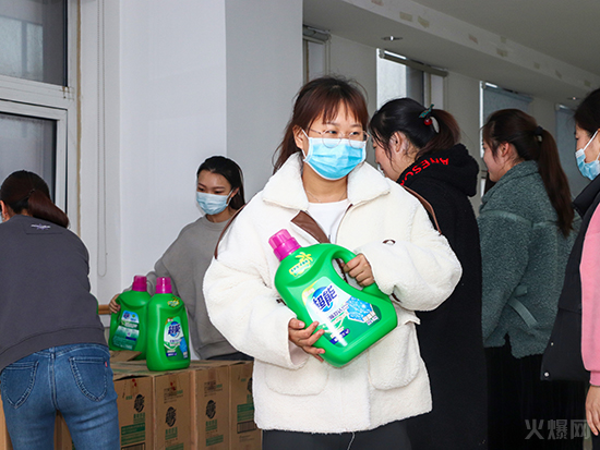 ���L(f��ng)���㣬���ڷ��A��������Ů��(ji��)���𱬾W(w��ng)�ɰl(f��)Ů�񌣌ٶY����