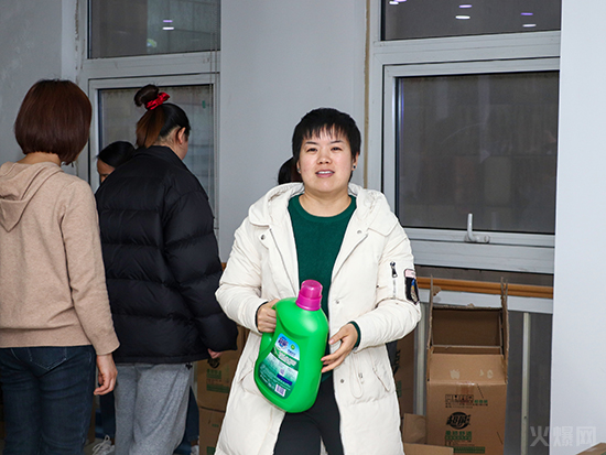 ���L(f��ng)���������ڷ��A��������Ů��(ji��)���𱬾W(w��ng)�ɰl(f��)Ů�񌣌ٶY����