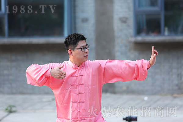 ���Լ���������ˮ�����������