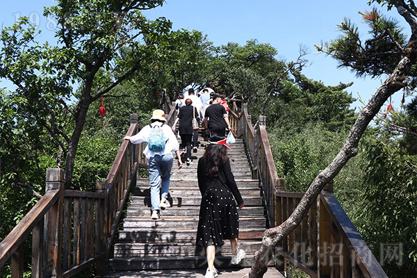 һ������һ�l�ģ�һ��(g��)����һ��ǰ�M(j��n)��