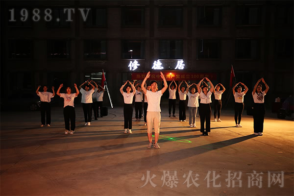 ���мtɫ���򣬌W(xu��)��(x��)��(gu��)�W(xu��)��(j��ng)�����𱬾W(w��ng)2021�Ͼ�ɽ֮����