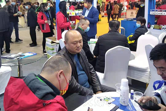 植物病毒病的“克星”！速殺蚜蟲白粉虱，，持效期長(zhǎng)達(dá)40天！