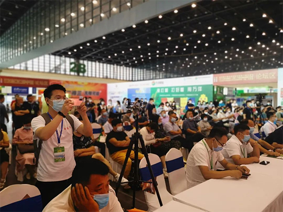 第二十屆中原農(nóng)資雙交會(huì)5