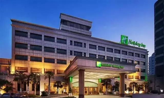 11、中州假日酒店