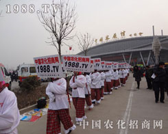 �r(n��ng)���W(w��ng)�Ը߰����ˑB(t��i)�ںʝ��r(n��ng)�Y���ϴ��@����