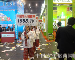 ��(qi��ng)��Ļ��(du��)�������ݷ���չ�ϵ�����