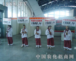 ���ݷ��ϕ�����һ֧��M�߿��Ķ�־�ĈF(tu��n)�