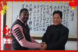 ��ɽ�|�����󻯡���ף���Ͽ͑�����옷��Ц�ڳ��_��