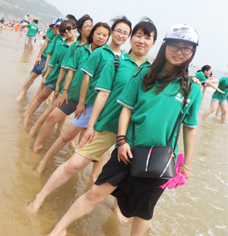 �𱬾�������һ�ӣ��ۂ��։��^��