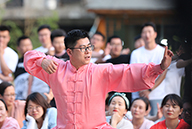 ��(qi��ng)�w���������ģ��˶��\�������ģ��𱬾�Ӣ��(n��i)�����!