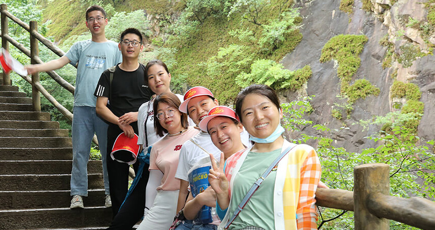 �𱬾W(w��ng)С��鴩Խ��·�����ƾ��Q���^�p�k��������@����(hu��)����