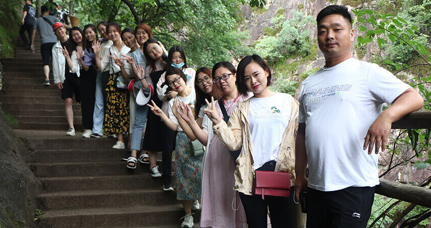 �𱬾W(w��ng)С��鴩Խ��·�����ƾ��Q���^�p�k��������@����(hu��)����