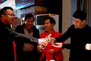 �Fˎ�W(w��ng)С����c�𱬾W(w��ng)�ο������