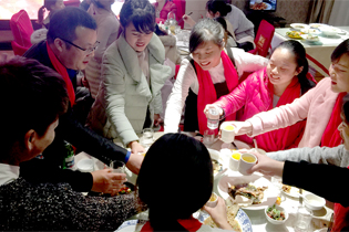 �ο����r�Y�W(w��ng)��(y��u)���(zh��n)���e�������